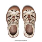 KEEN calçados J8VDXX762 urso esfumaçado/smores newport h2 x urso esfumaçado Crianças grandes - Image 4